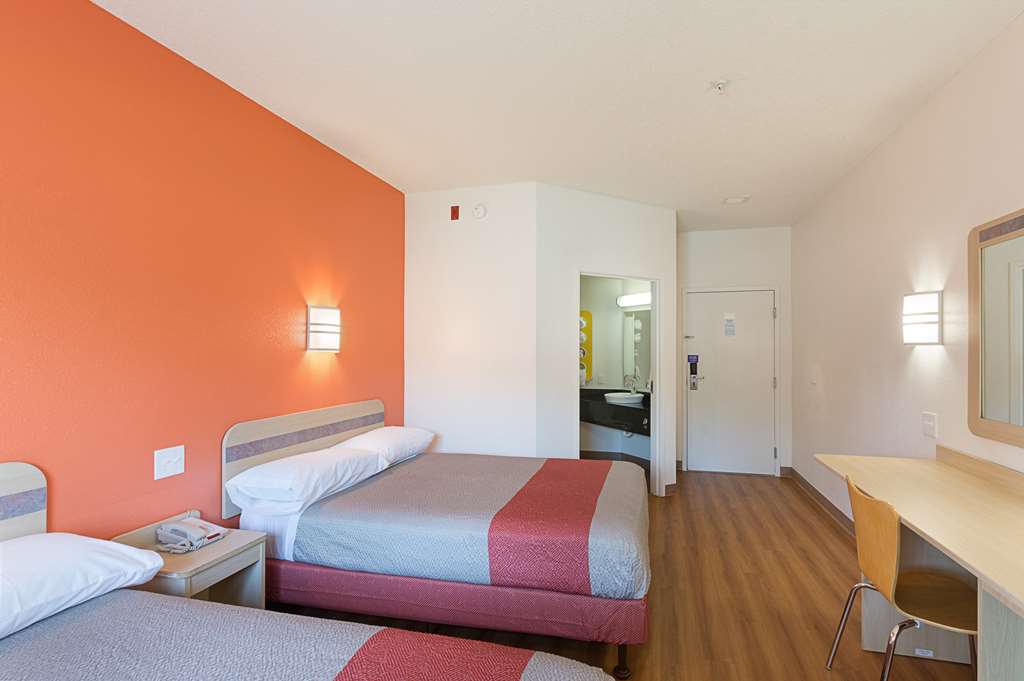 Motel 6 Columbia SC Fort Jackson Area - photo 15