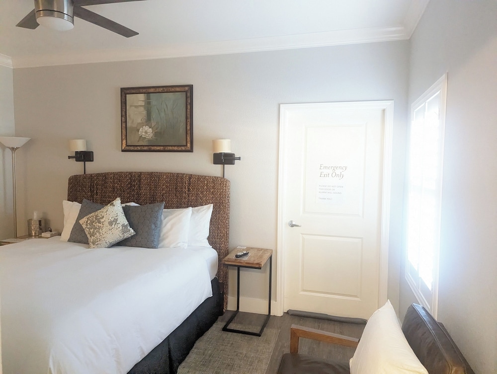 Capitola Hotel - photo 11