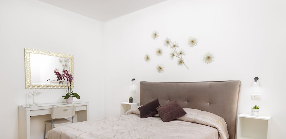 Libera House Sweet Apartments — 4-Star Luxury Hotel in San Salvo, Italy