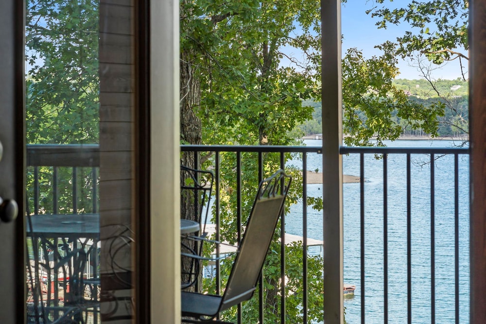 Table Rock Resorts at Indian Point - photo 750
