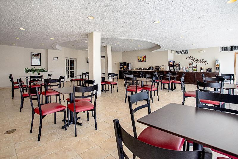 Red Roof Inn Wichita East - photo 93