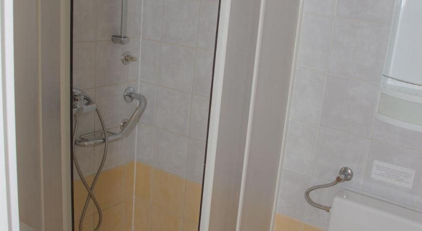 Hotel Villa Aurora — hotel in Crikvenica