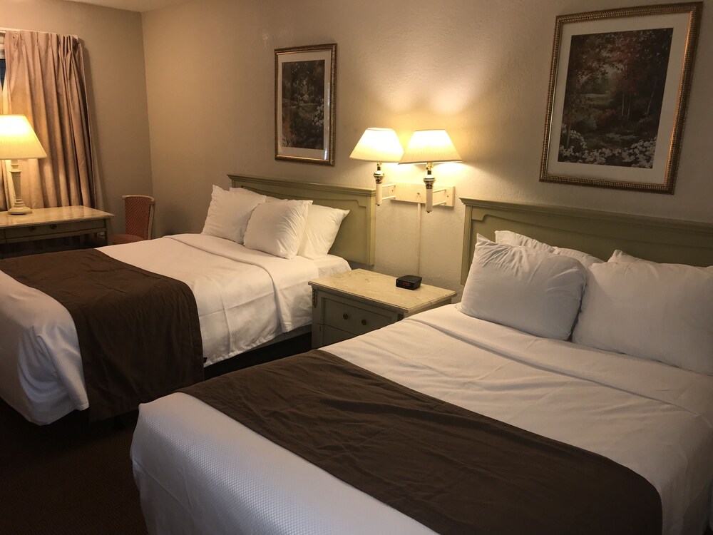 Holiday Motel Berea - photo 7