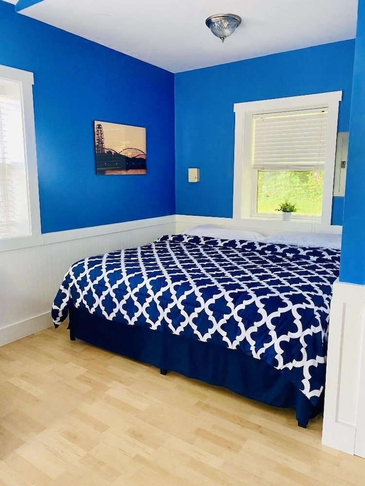 Blue Door Cottages - photo 16