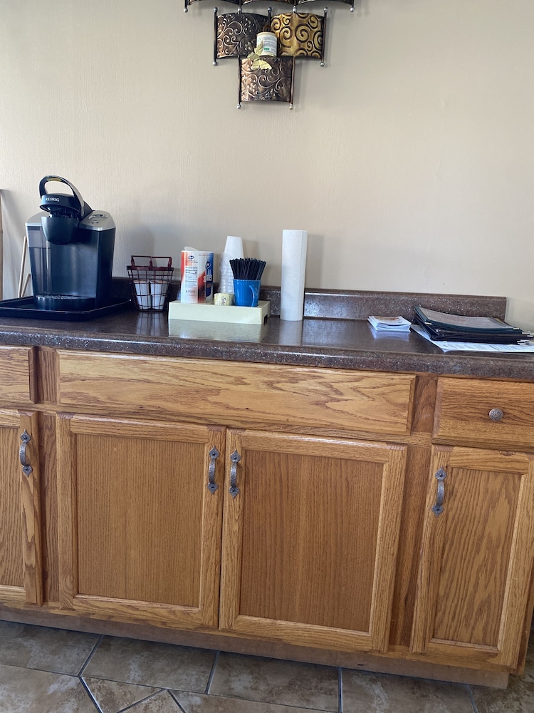 Savannah Motel - photo 5