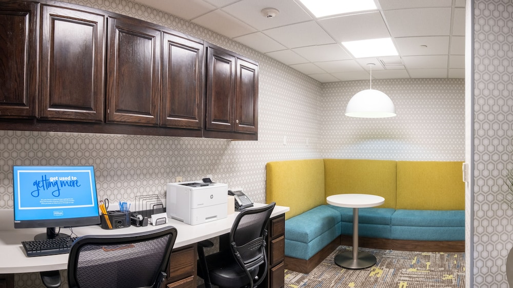 Hampton Inn & Suites Dallas Lewisville Vista Ridge Mall TX - photo 22