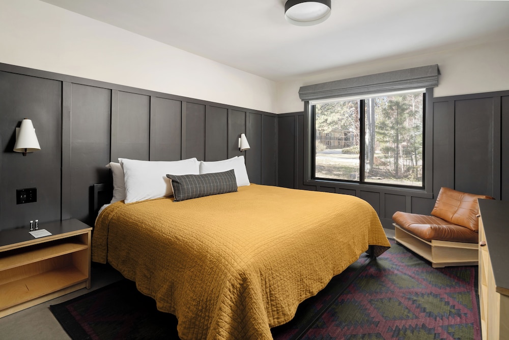 The Coachman Hotel - photo 65