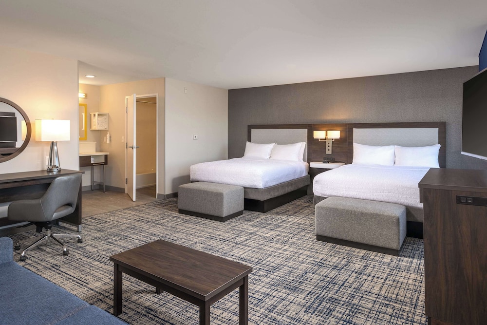 Hampton Inn & Suites Manteca - photo 7