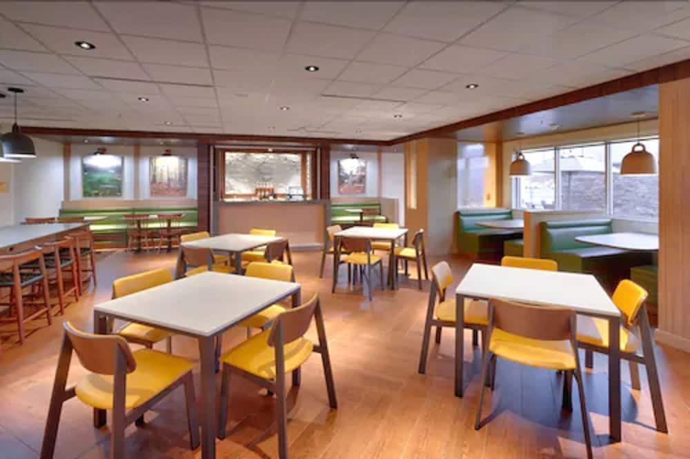 Fairfield Inn & Suites by Marriott Fort Smith - photo 25