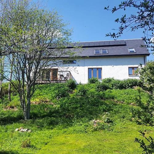 The Byre by Where Stags Roar — hotel in Newtonmore