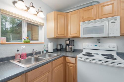 Hopes Hideaway LLC - photo 10