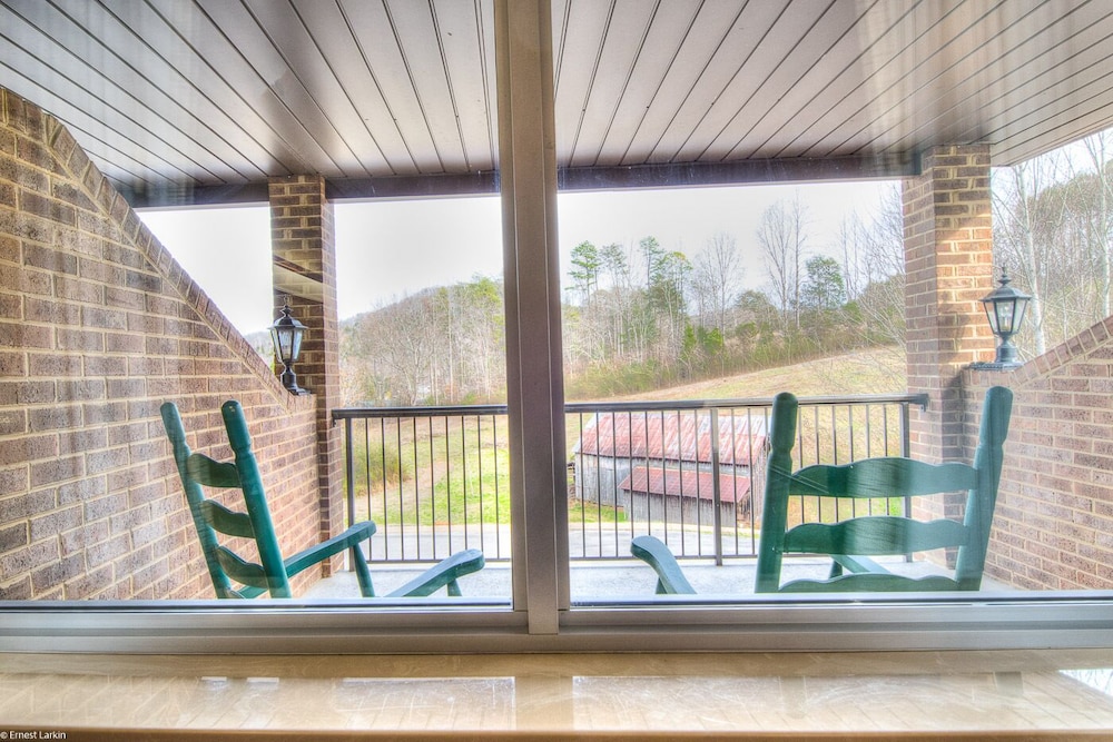 Townsend River Breeze Inn - photo 37