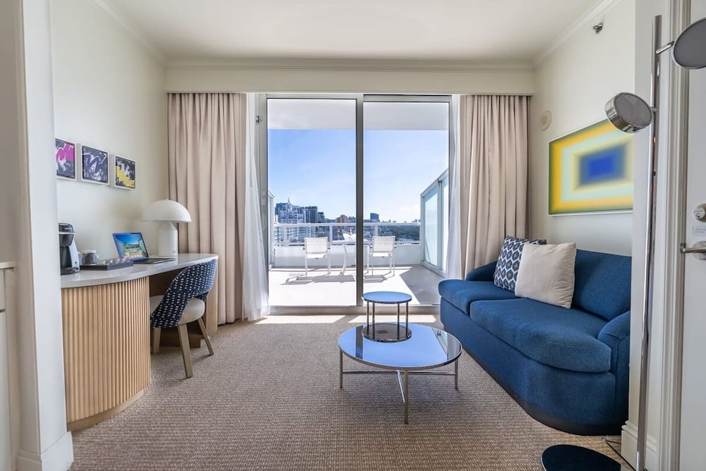 Fontainebleau Miami Beach Private Luxury Suites - photo 223