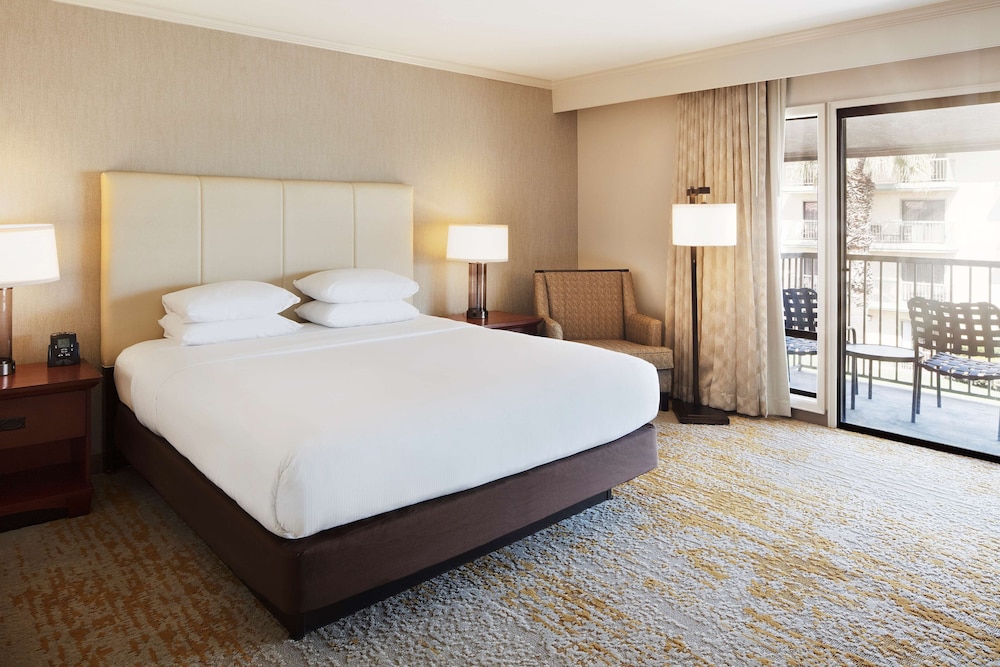 DoubleTree by Hilton Ontario Airport - photo 12
