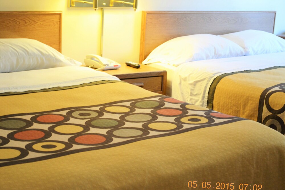 Brookshire Inn - photo 4