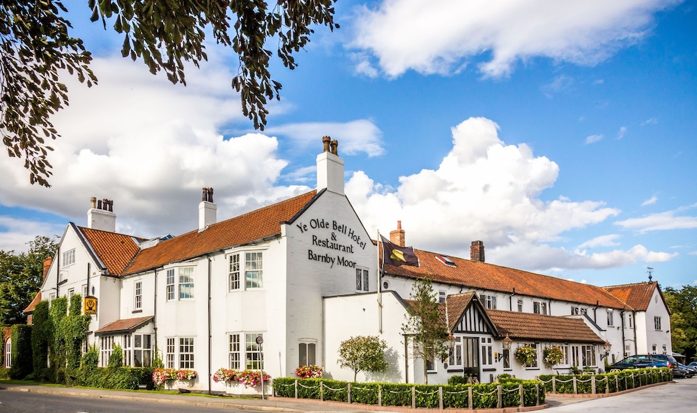Ye Olde Bell Hotel & Spa — 4-Star Luxury Hotel in Retford, United Kingdom