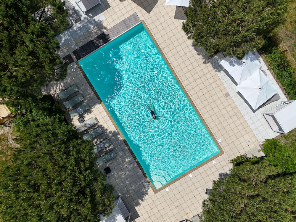 Eco Domaine La Fontaine HOTEL SPA 300 m Plage de la Fontaine aux Bretons — 4-Star Luxury Hotel in Pornic, France