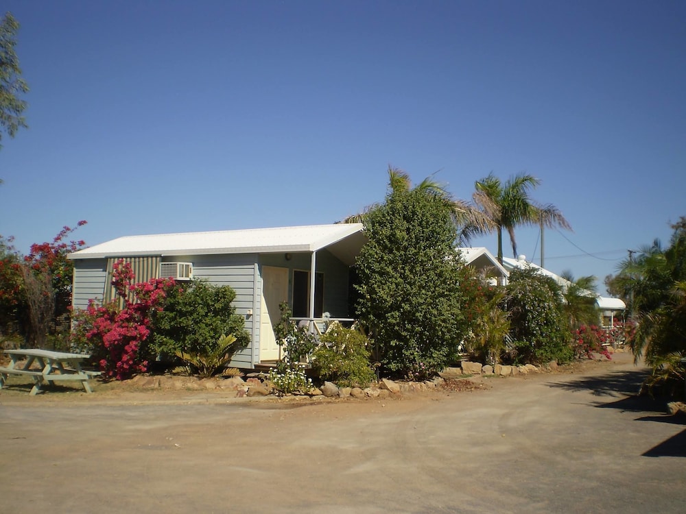 Banjo's Overnight & Holiday Units — hotel in Winton