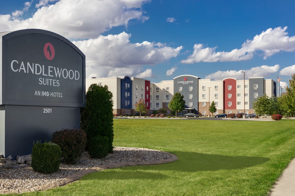 Candlewood Suites Deer Park TX by IHG - photo 46