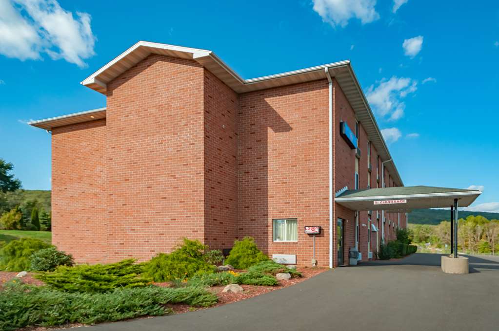 Motel 6 Drums PA - photo 4