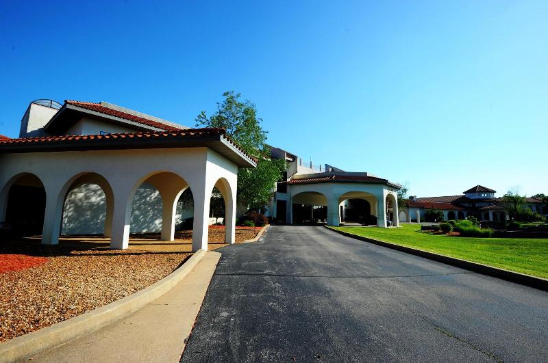 Regalia Hotel & Conference Center - photo 7