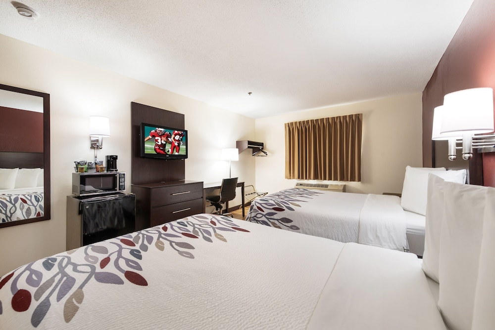 Red Roof Inn Auburn - photo 18