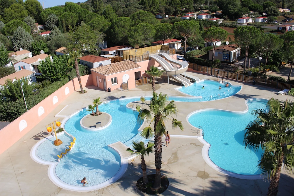 Domaine Sainte Veziane — hotel in Bessan