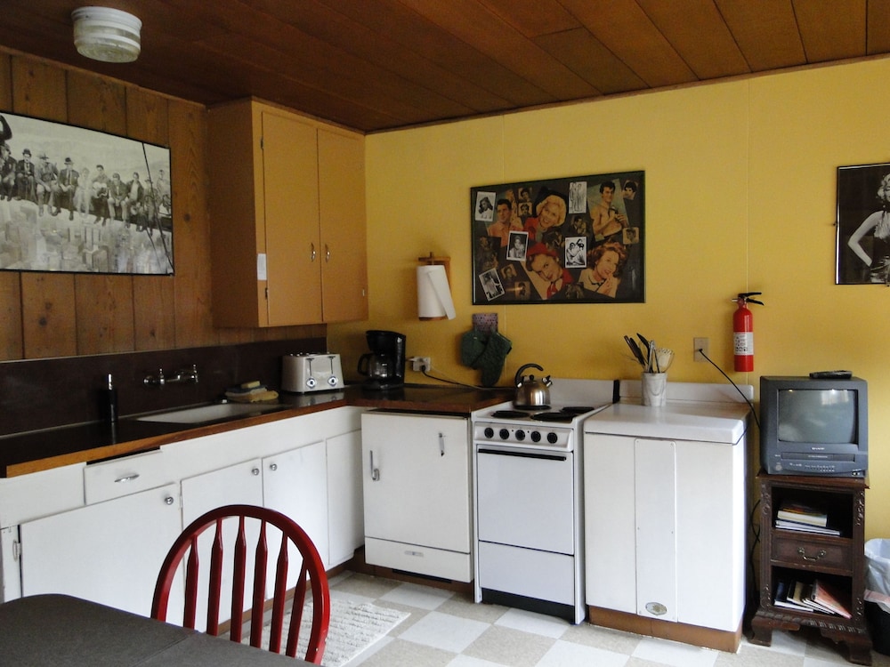 Shakti Cove Cottages - photo 25