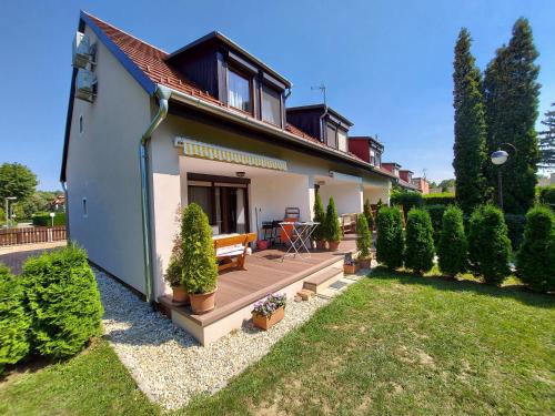 Apartman Őri — 4-Star Luxury Hotel in Buk, Hungary
