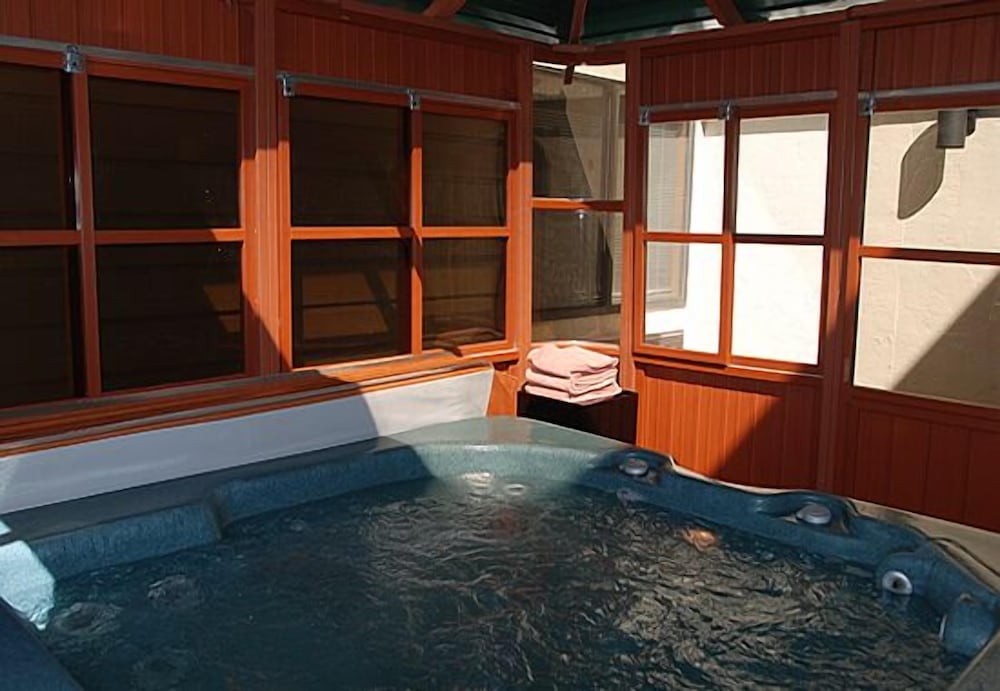 Boulder Twin Lakes Inn - photo 19