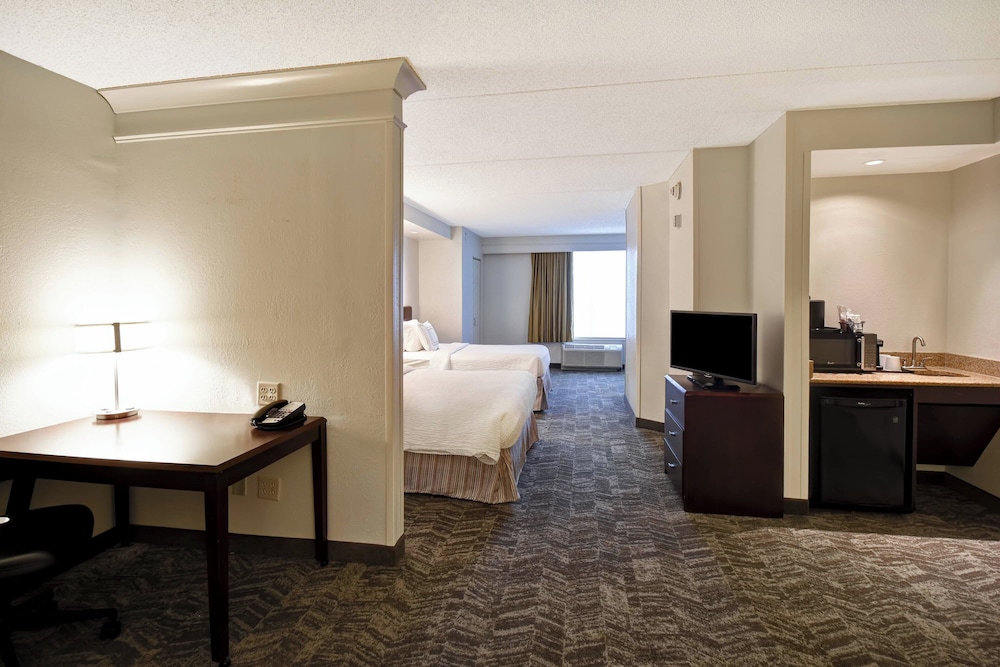 Springhill Suites by Marriott Louisville Airport - photo 9