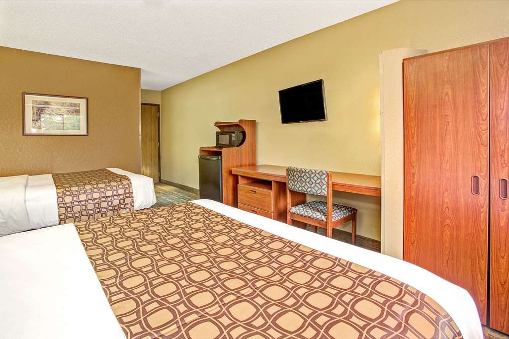 Microtel Inn & Suites by Wyndham Mason Kings Island - photo 5