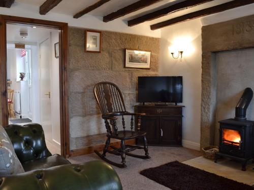 Wild Flower Cottage — 4-Star Luxury Hotel in Youlgreave, United Kingdom