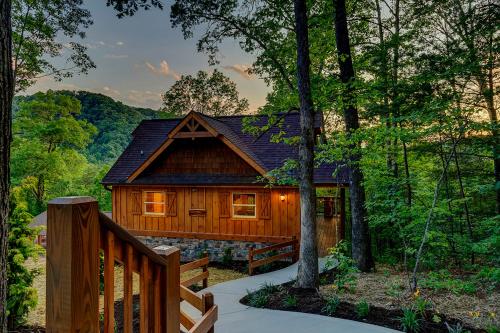 A Cozy Mountain Hideaway free tickets no catch — 4-Star Luxury Hotel in Sevierville, United States