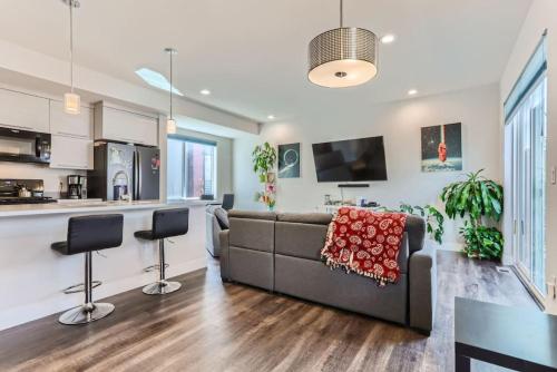 3 Bedrooms 2 Bath Townhome In West Denver Near to Red Rocks And Foothills in Lakewood, United States