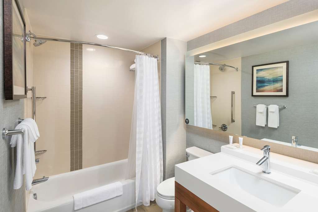 Hyatt Place Greenville Downtown - photo 65