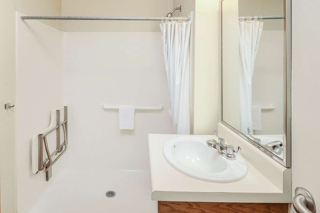 WoodSpring Suites Raleigh Apex - photo 13