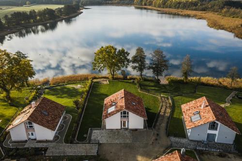 Feriendomizil mit eigenem Steg in traumhafter Lage — hotel in Krakow Am See