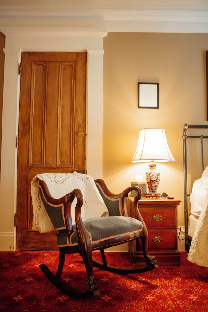 Anchuca Historic Mansion & Inn - photo 43