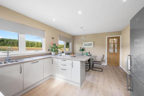 Muirton Cottage — 4-Star Luxury Hotel in Brechin, United Kingdom