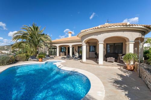 Villa Mara — 4-Star Luxury Hotel in El Campello, Spain