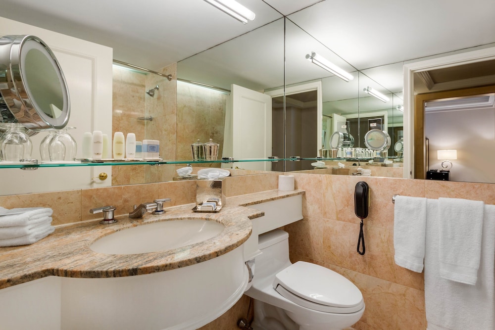 Omni Berkshire Place - photo 106