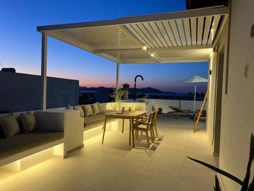 Cielo Home — 4-Star Luxury Hotel in Zipari, Greece