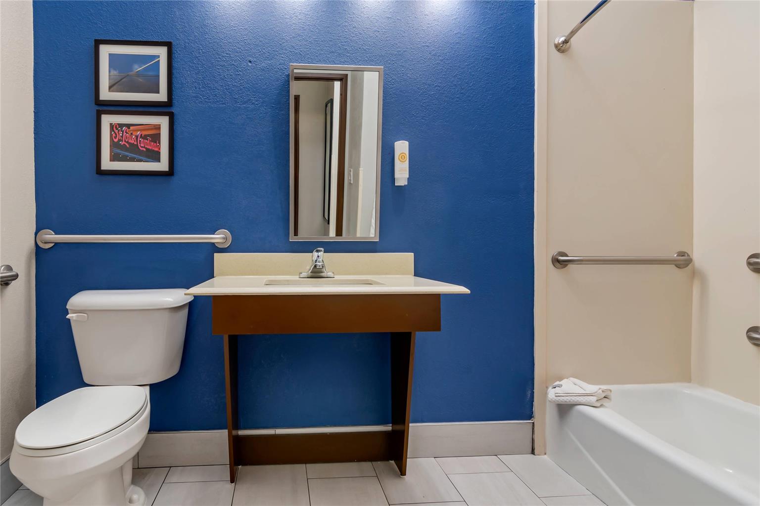 Comfort Suites St Charles St Louis - photo 12