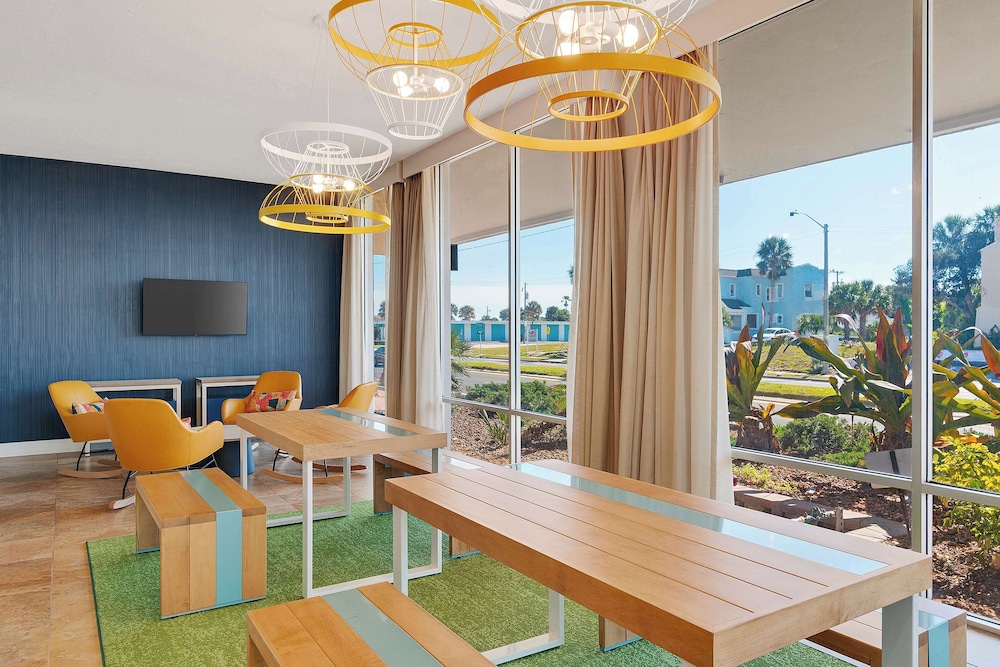 Spark by Hilton Ormond Beach Oceanfront - photo 4