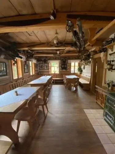 Lovecká chata - carbon neutral hotel in Unknown City