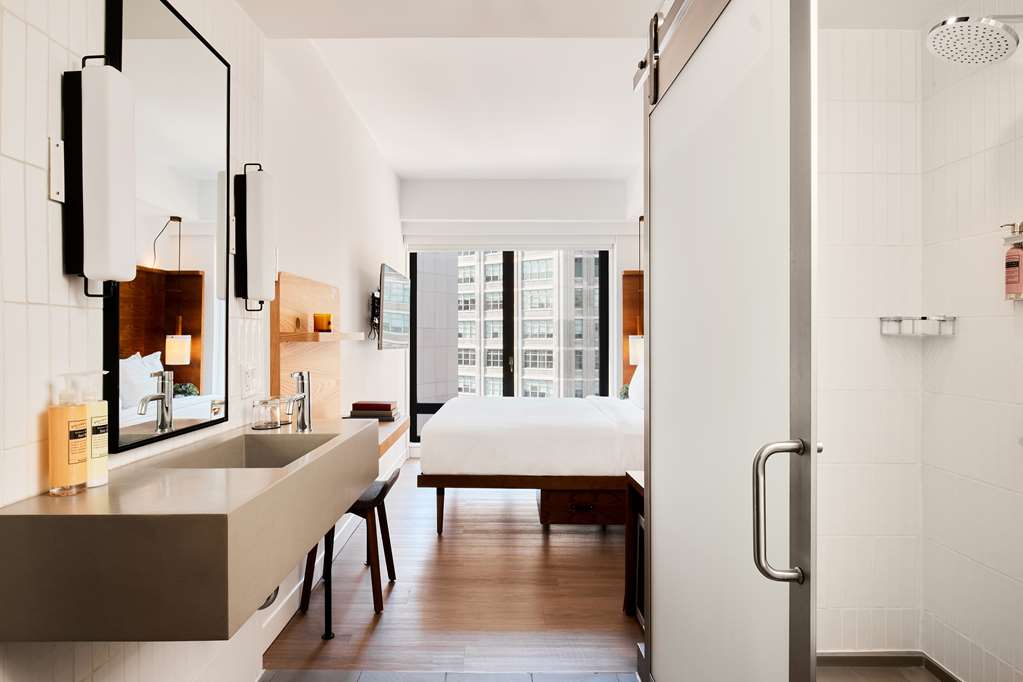 Arlo Soho - photo 13