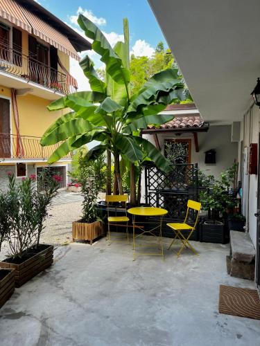 Ca 2810 Vacation Rental Baveno — 4-Star Luxury Hotel in Baveno, Italy