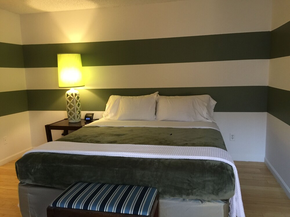 The Village Palm Desert - photo 7