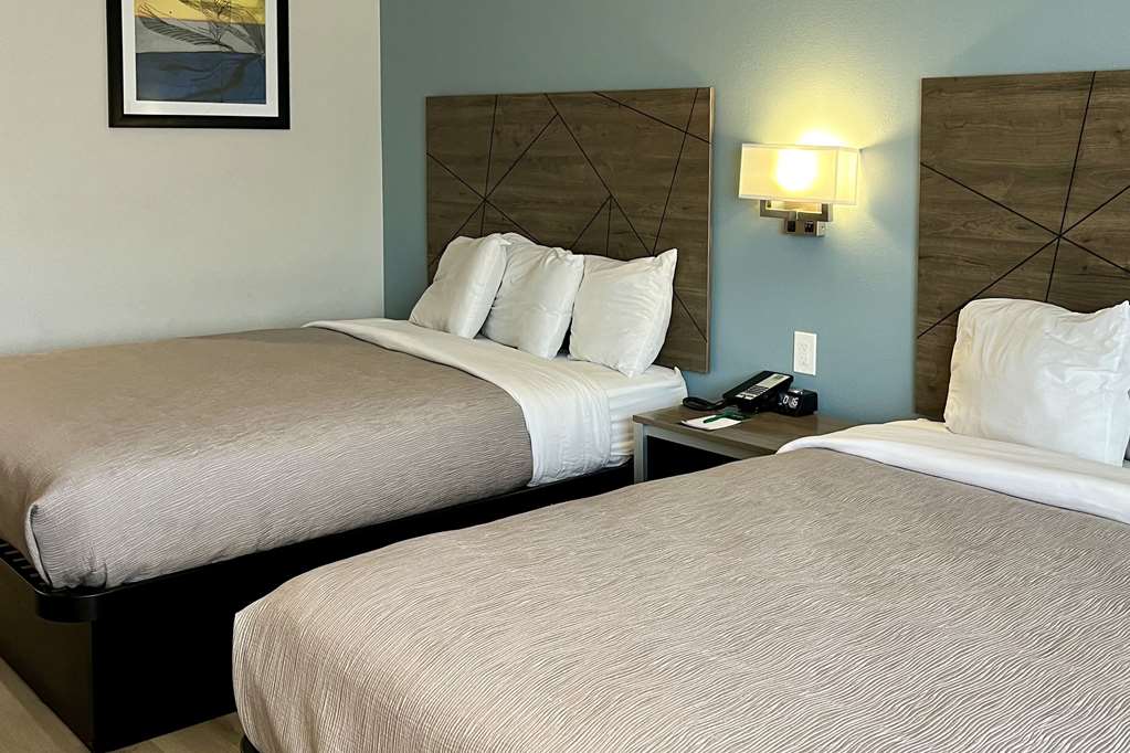 Quality Inn Tracy I 205 - photo 16